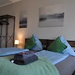 Backbordkajuete Am Steinhuder *